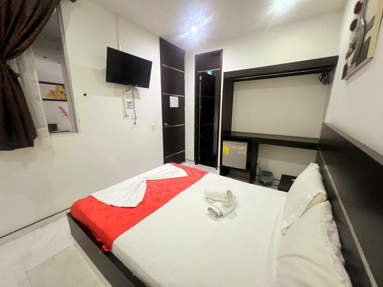 Hotel Suite Royal Melgar Exterior photo