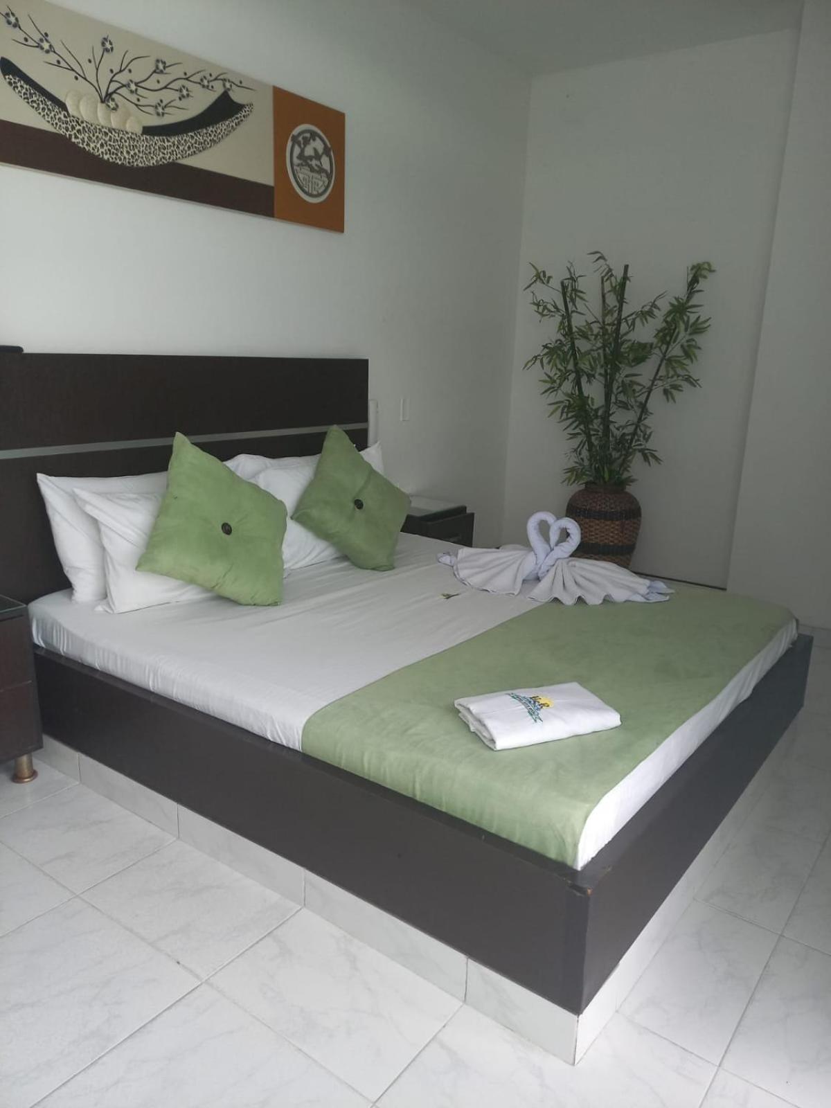 Hotel Suite Royal Melgar Exterior photo