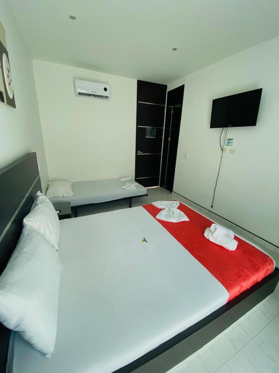 Hotel Suite Royal Melgar Exterior photo