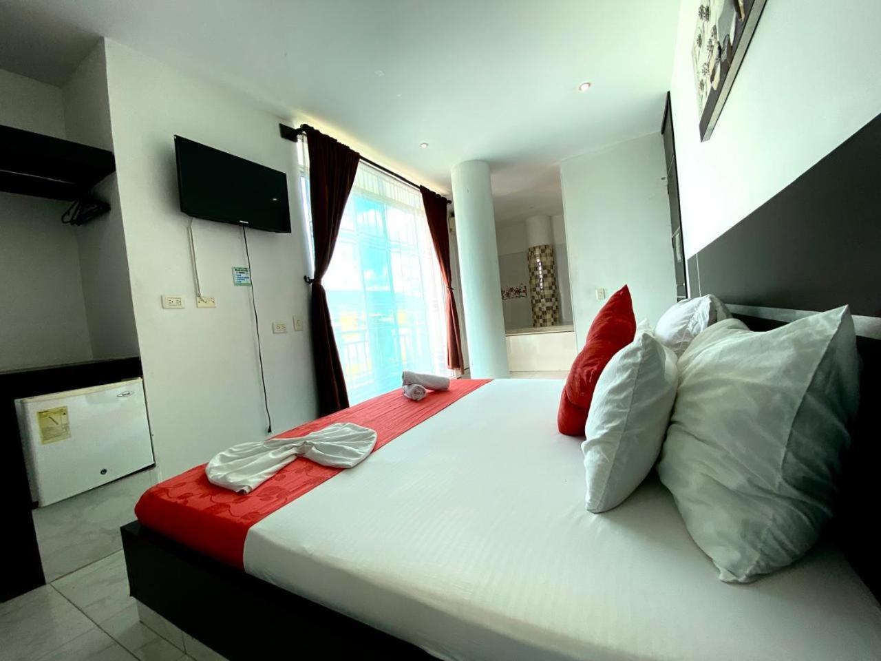 Hotel Suite Royal Melgar Exterior photo